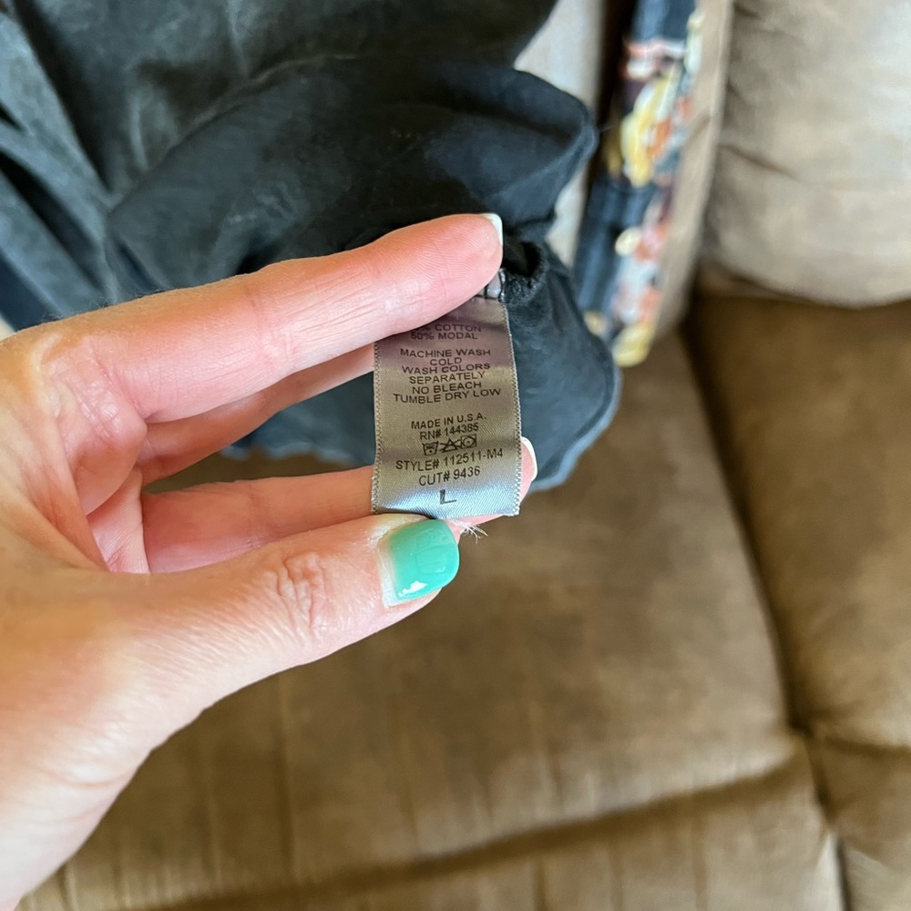 Hailey & Co. - L long sleeve - Picture 3 of 3